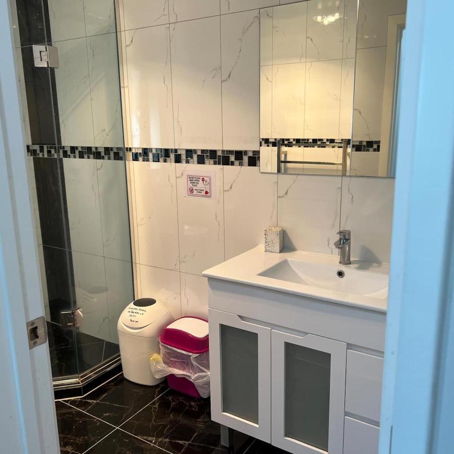 Beautiful 2 Bedroom Home オークランド エクステリア 写真
